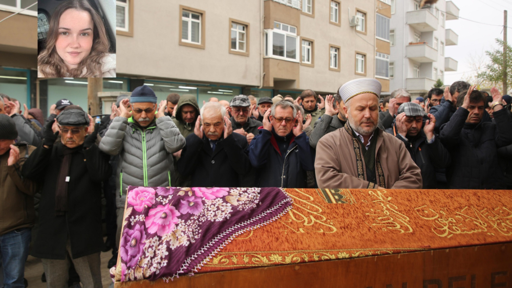 Begüm hemşire, gözyaşlarıyla son yolculuğuna uğurlandı